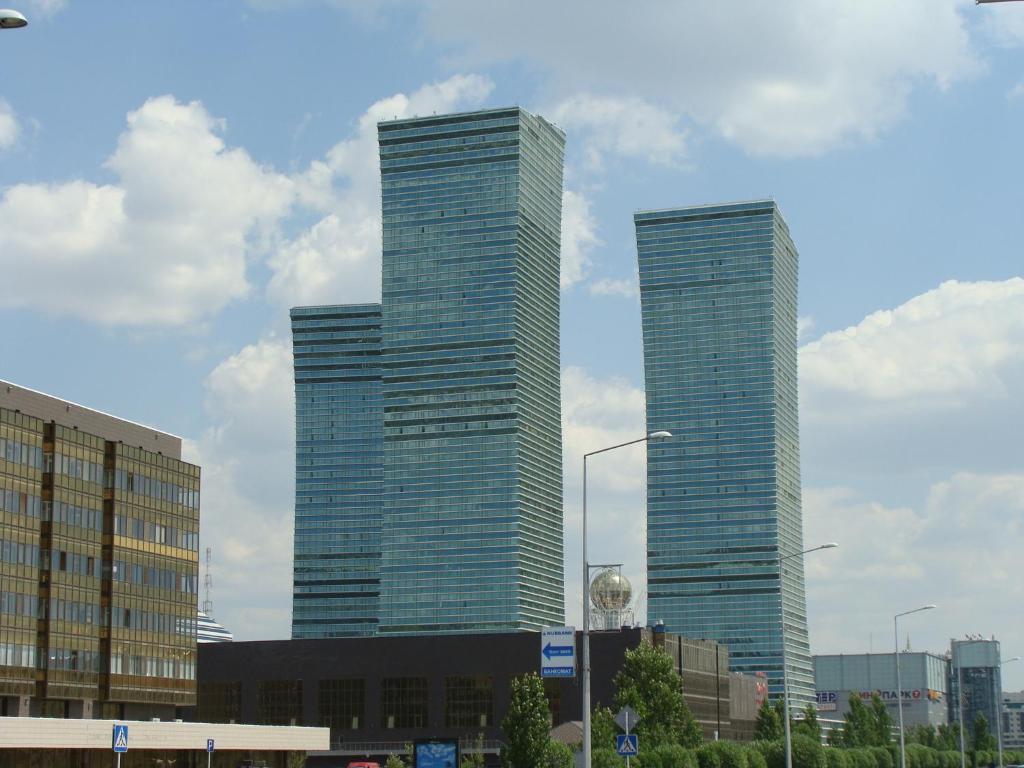 Vip House Hotel Astana Exterior foto